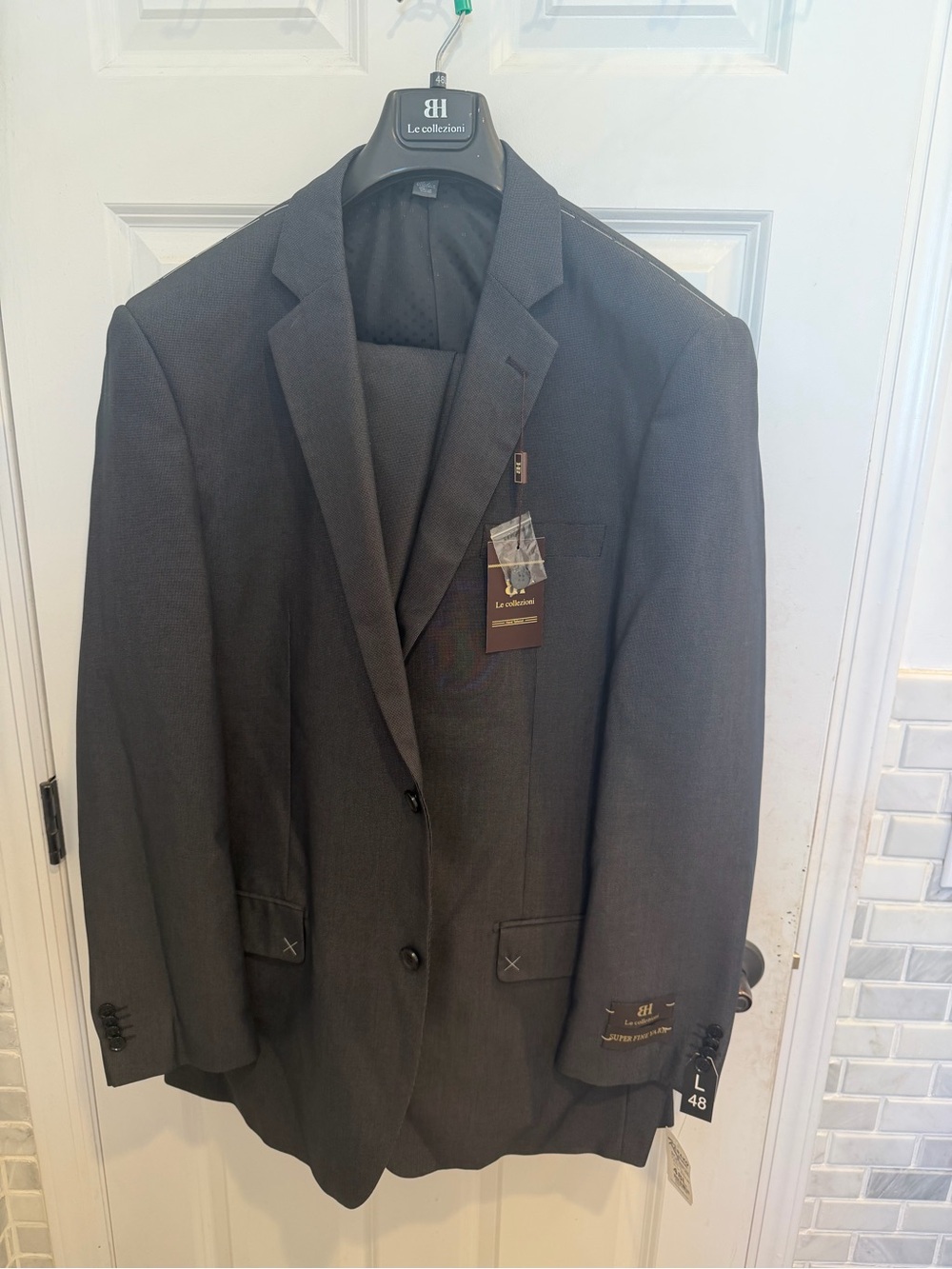 Men's Dark Gray Two-Button Suit Jacket Mods Italia - New With Tags